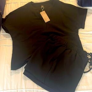 Emery Rose 2 piece outfit Black NWT*Womens size Medium